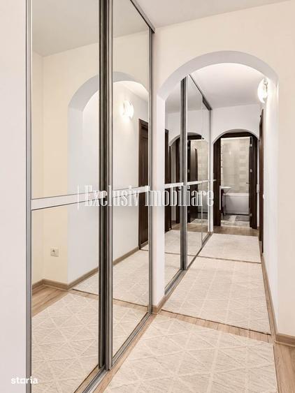 Apartament cu 3 camere decomandat în Central