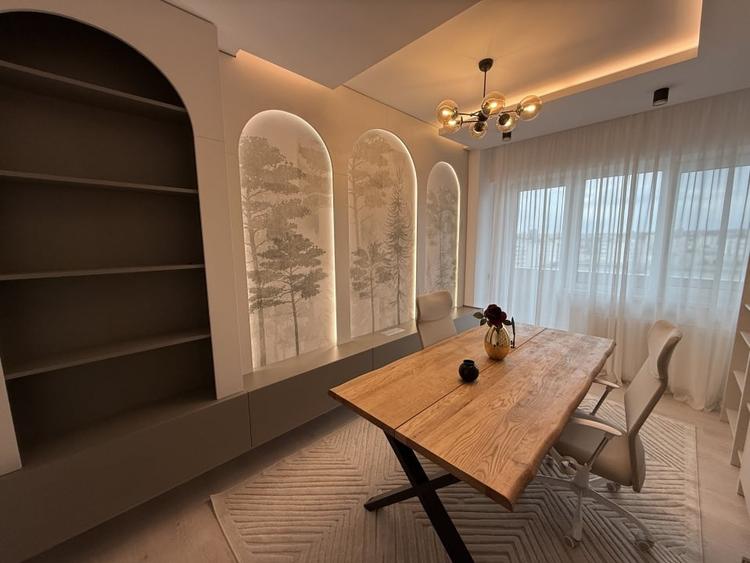 Apartament cu 3 camere decomandat, mobilat în Nicolina