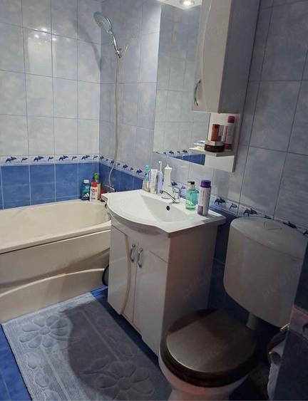 Apartament cu 2 camere decomandat în Cetate