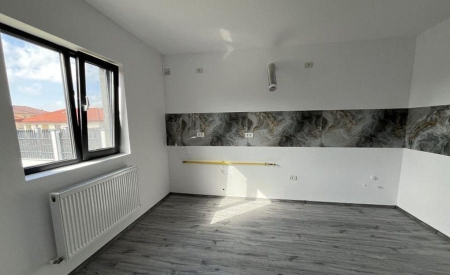 Casă cu 4 camere în Valu lui Traian