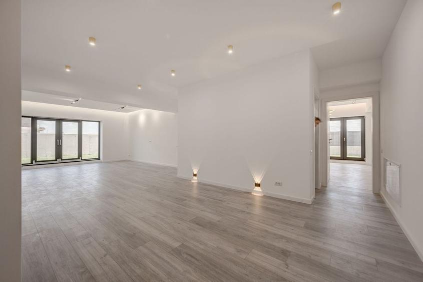 Apartament cu 6 camere decomandat în Nord
