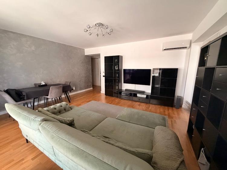 Apartament cu 2 camere semidecomandat, mobilat în Central