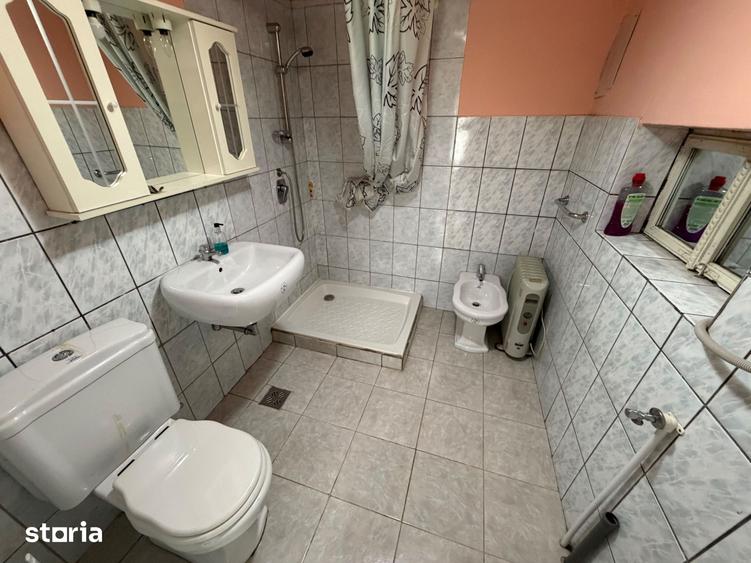 Casă cu 3 camere cu Teren 1974 Mp în Șibot