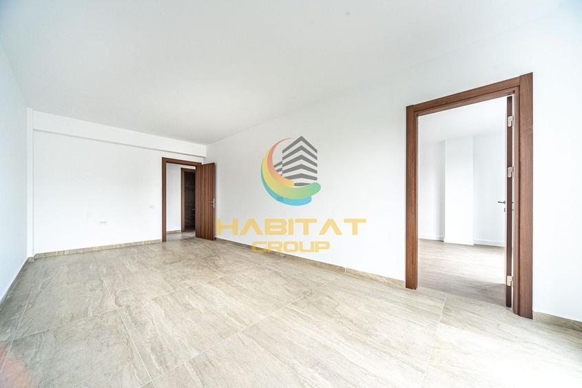 Apartament cu 3 camere semidecomandat în Berceni