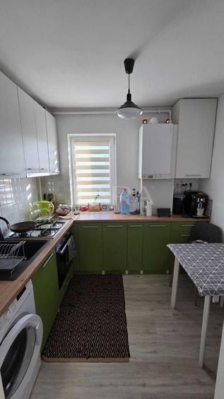 Apartament cu 2 camere decomandat în Gruia