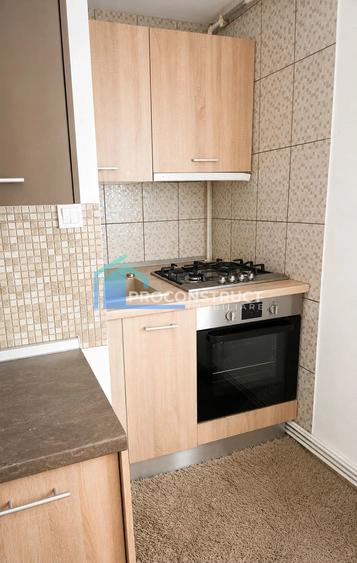 Apartament cu 3 camere în Soarelui