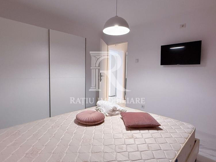 Apartament cu 3 camere decomandat, mobilat în Nufărul