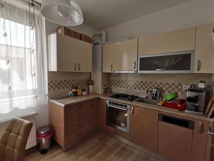 Apartament cu 3 camere decomandat în Ultracentral
