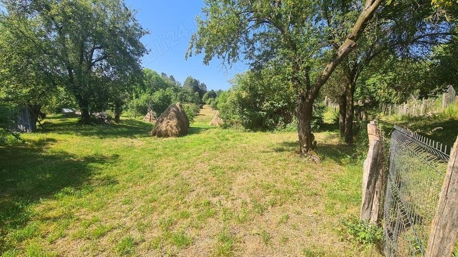 Teren de 6348 mp, în Corbeni