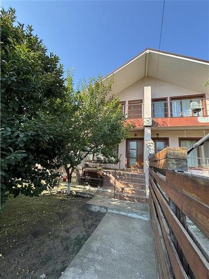 Duplex cu 4 camere cu Teren 361 Mp în Valu lui Traian