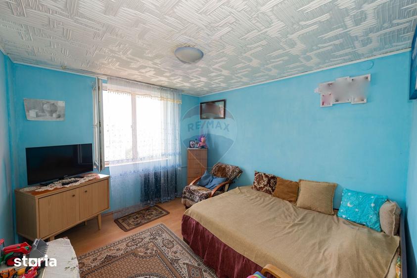 Apartament cu 3 camere decomandat în Sălăjan