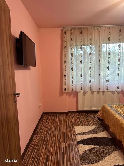 Apartament cu 2 camere decomandat în Botizului