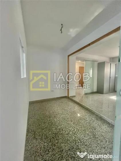 Spațiu comercial, de 250 mp, în Mioriței