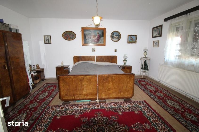 Casă cu 4 camere cu Teren 436 Mp în Hunedoara