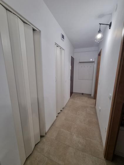 Apartament cu 2 camere nedecomandat în Podu Roș