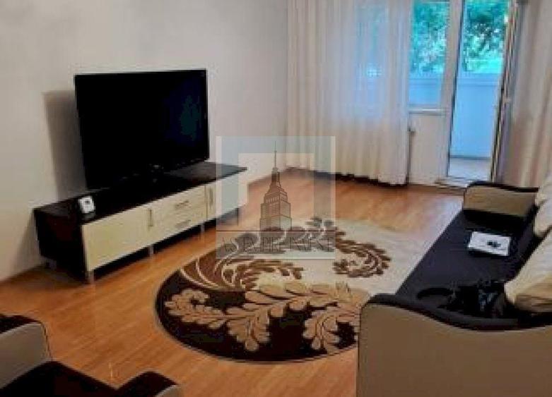 Apartament cu 2 camere decomandat, mobilat în Tractorul