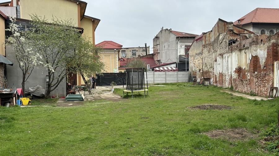 Teren Construcții intravilan de 680 mp, în Tineretului