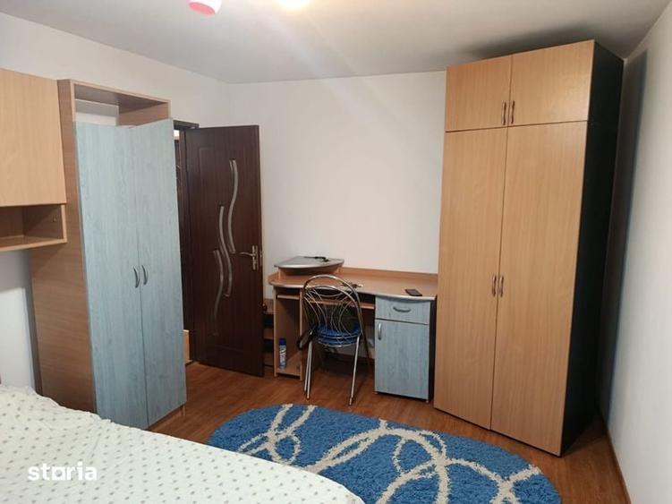 Garsonieră decomandată în Central
