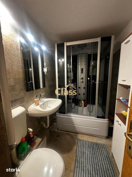 Apartament cu 4 camere decomandat, mobilat în Bulgaria