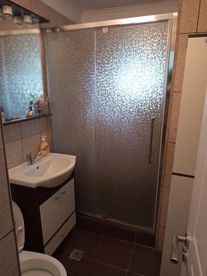 Apartament cu 3 camere decomandat în Săuca
