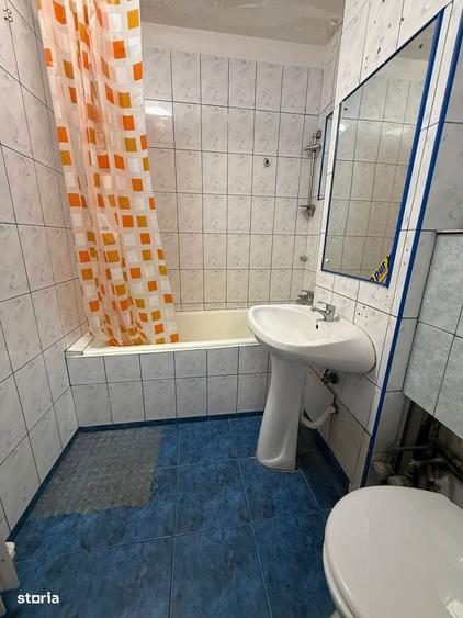 Apartament cu 3 camere în Colentina