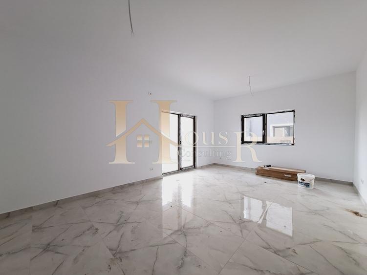 Duplex cu 5 camere cu Canalizare în Girocului