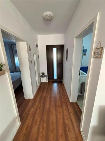 Casă cu 4 camere cu Teren 480 Mp în Valea Adâncă