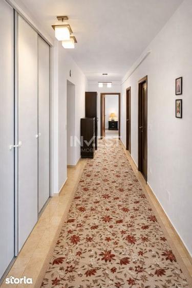 Apartament cu 3 camere decomandat în Bucium