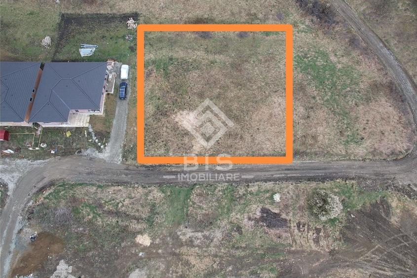 Teren Construcții intravilan de 700 mp, în Sud
