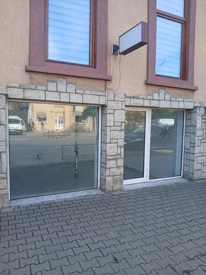 Spațiu comercial, de 35 mp, în Central