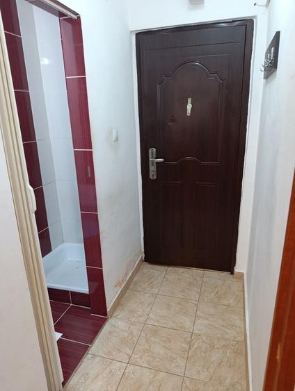Garsonieră decomandată în Exterior Vest