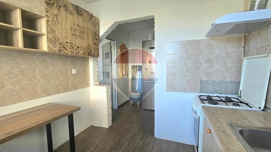 Apartament cu 2 camere semidecomandat în Vitrometan