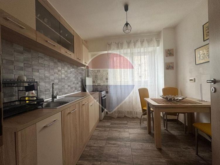 Apartament cu 2 camere semidecomandat, mobilat în Drumul Taberei
