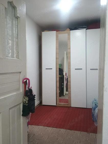 Casă cu 3 camere cu Teren 2476 Mp în Poșta Câlnău