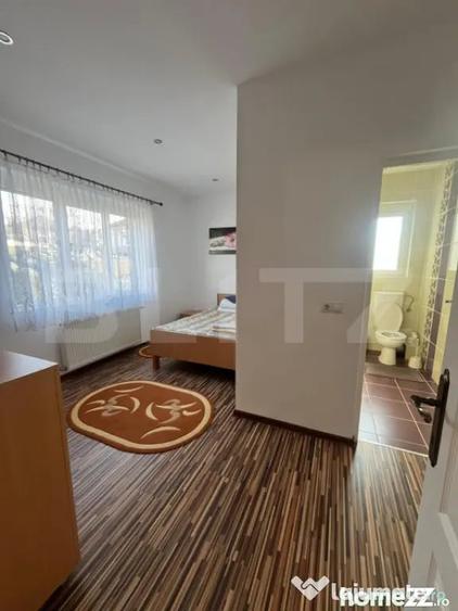 Casă cu 5 camere cu Teren 4400 Mp în Central
