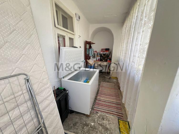 Casă individuală cu 4 camere cu Canalizare în Dudeștii Noi