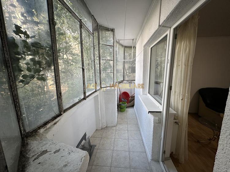 Apartament cu 2 camere decomandat, mobilat în Vitan
