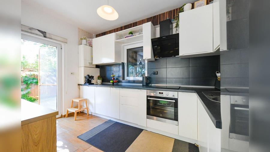 Duplex cu 4 camere cu Canalizare în Florești