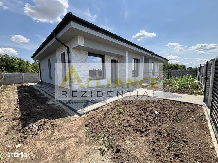 Casă cu 3 camere în Berceni