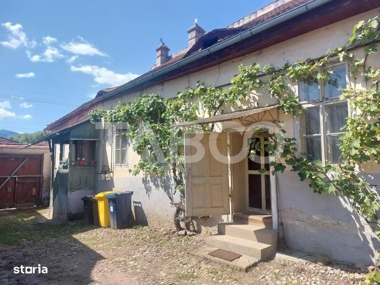 Casă cu 4 camere în Central