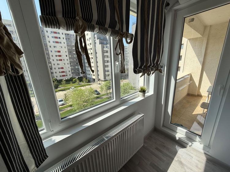 Apartament cu 2 camere decomandat, mobilat în Păcii