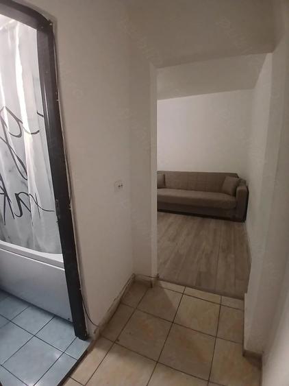 Apartament cu 2 camere semidecomandat în Dacia
