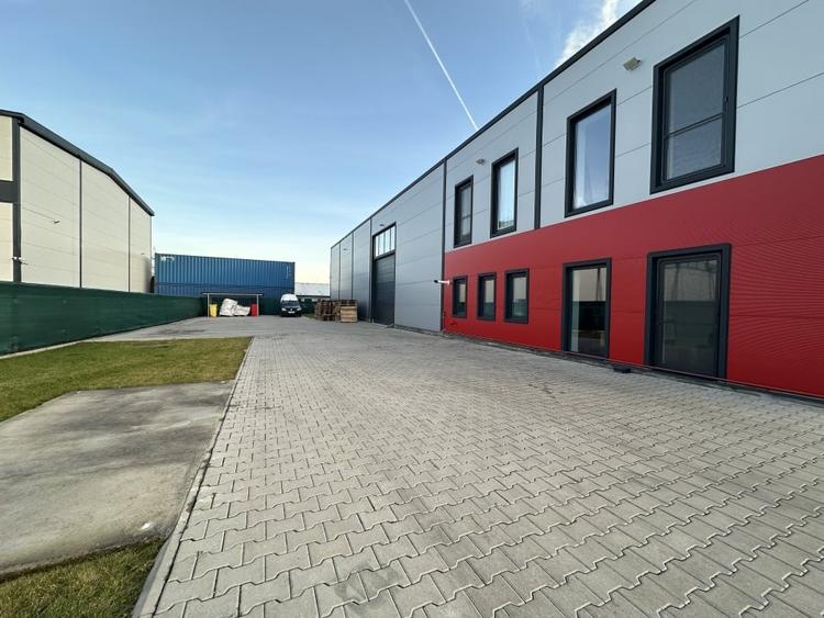 Spațiu industrial, de 560 mp, în Florești
