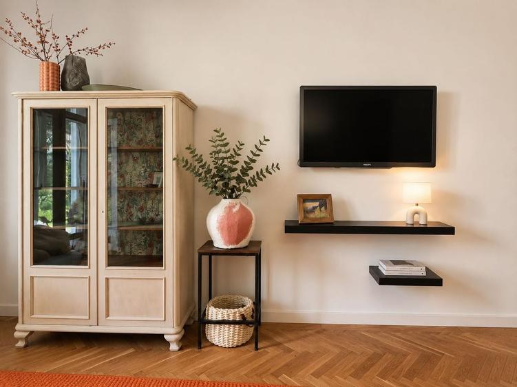 Apartament superb renovat | Str. Mozart | Etaj 1 | Centrală proprie | - 2