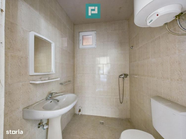 Casă cu 4 camere în Buteni
