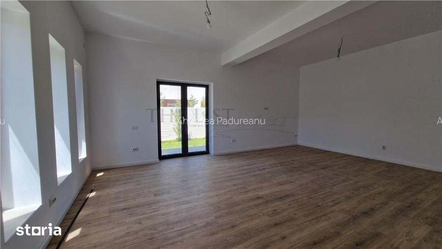Vila Individuala cu 4 camere | OTOPENI | Canalizare si apa
