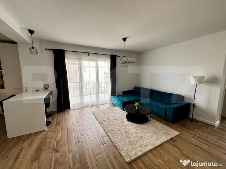 Apartament cu 2 camere semidecomandat în Dumbrăvița