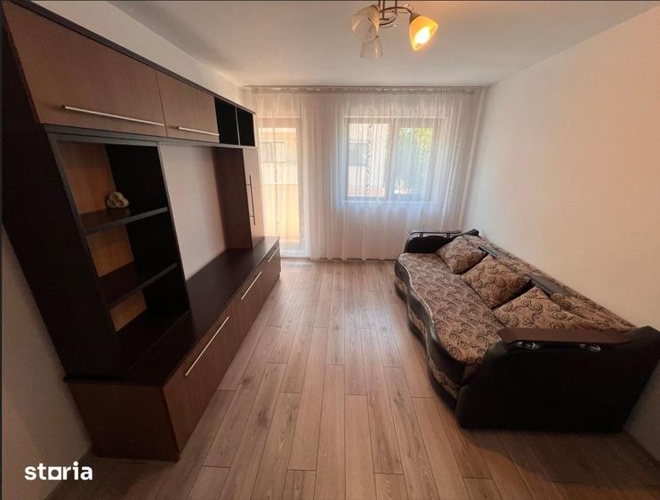 Apartament cu 3 camere în Ciurea