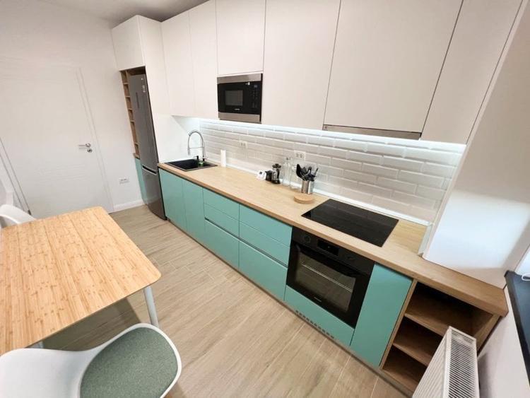 Apartament cu 2 camere decomandat, mobilat în Virtuții