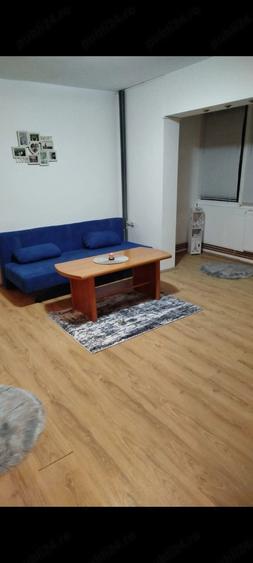 Apartament cu 2 camere semidecomandat în Girocului